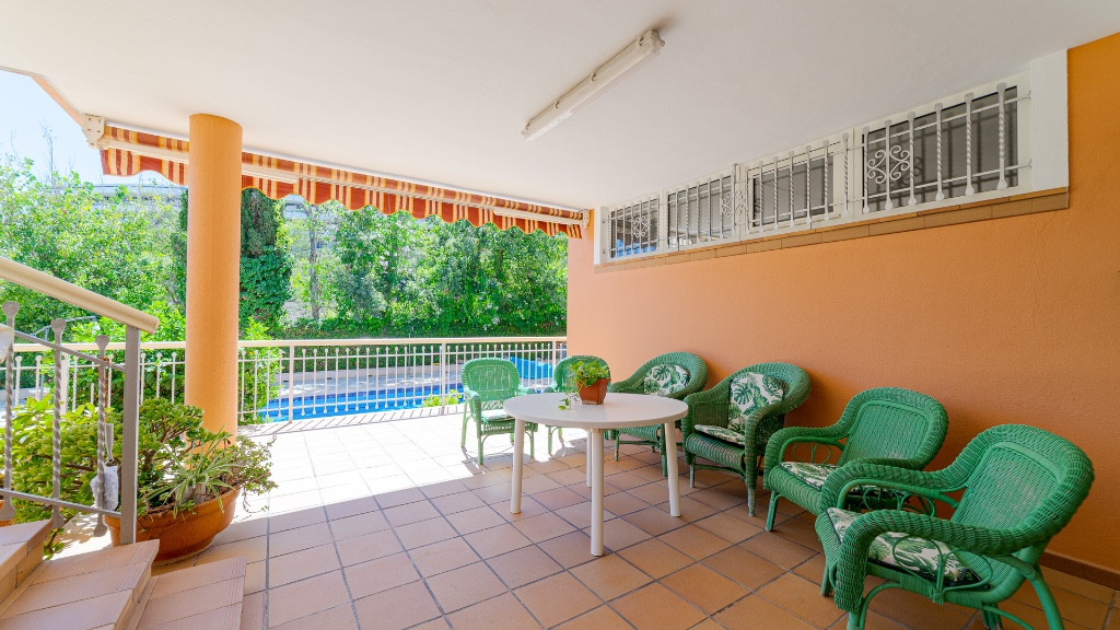 7 Bed Townhouse for sale in Campoamor Costa Blanca, Alicante, Spain