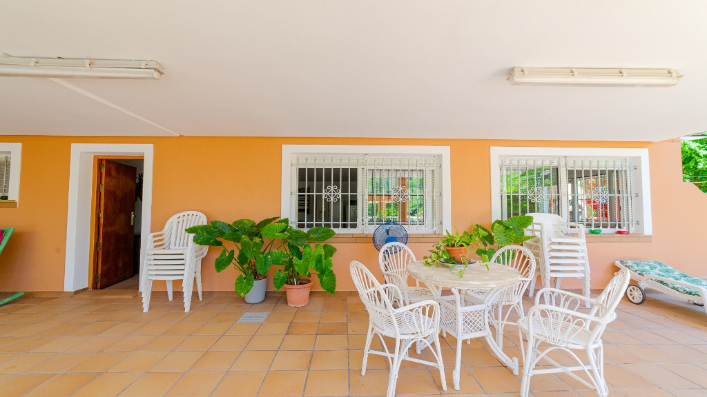 7 Bed Townhouse for sale in Campoamor Costa Blanca, Alicante, Spain