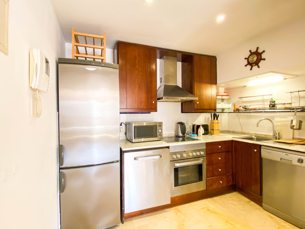 Se vende Apartamento Planta Media de 2 dormitorios en Costa Blanca, Alicante, España