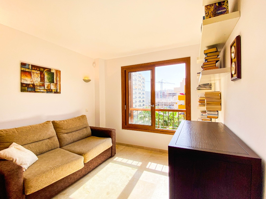 Se vende Apartamento Planta Media de 2 dormitorios en Costa Blanca, Alicante, España