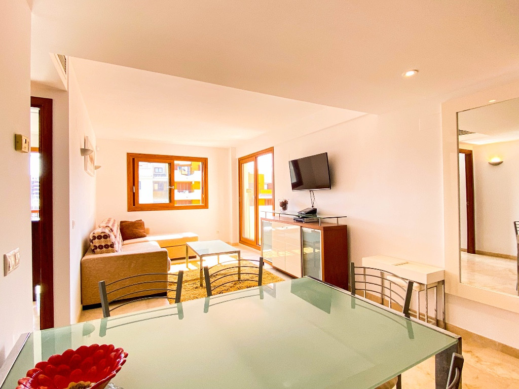 Se vende Apartamento Planta Media de 2 dormitorios en Costa Blanca, Alicante, España