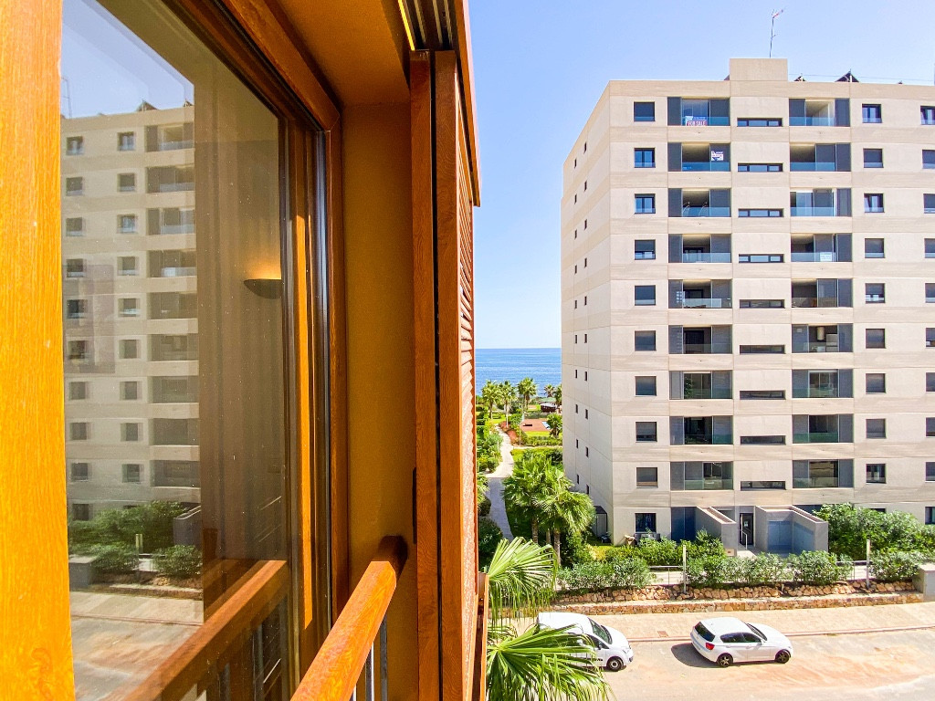 Se vende Apartamento Planta Media de 2 dormitorios en Costa Blanca, Alicante, España