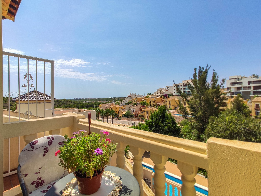 Se vende Villa - Chalet de 4 dormitorios en Costa Blanca, Alicante, España