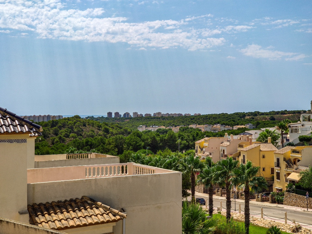 Se vende Villa - Chalet de 4 dormitorios en Costa Blanca, Alicante, España