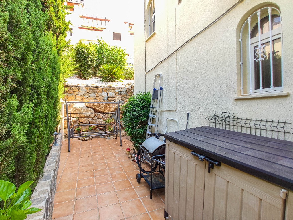 Se vende Villa - Chalet de 4 dormitorios en Costa Blanca, Alicante, España