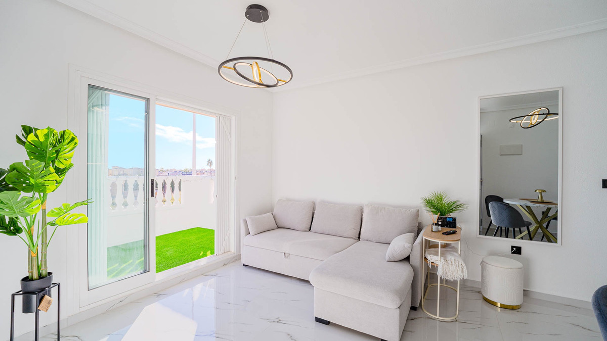 Se vende Apartamento Planta Media de 1 dormitorios en Costa Blanca, Alicante, España