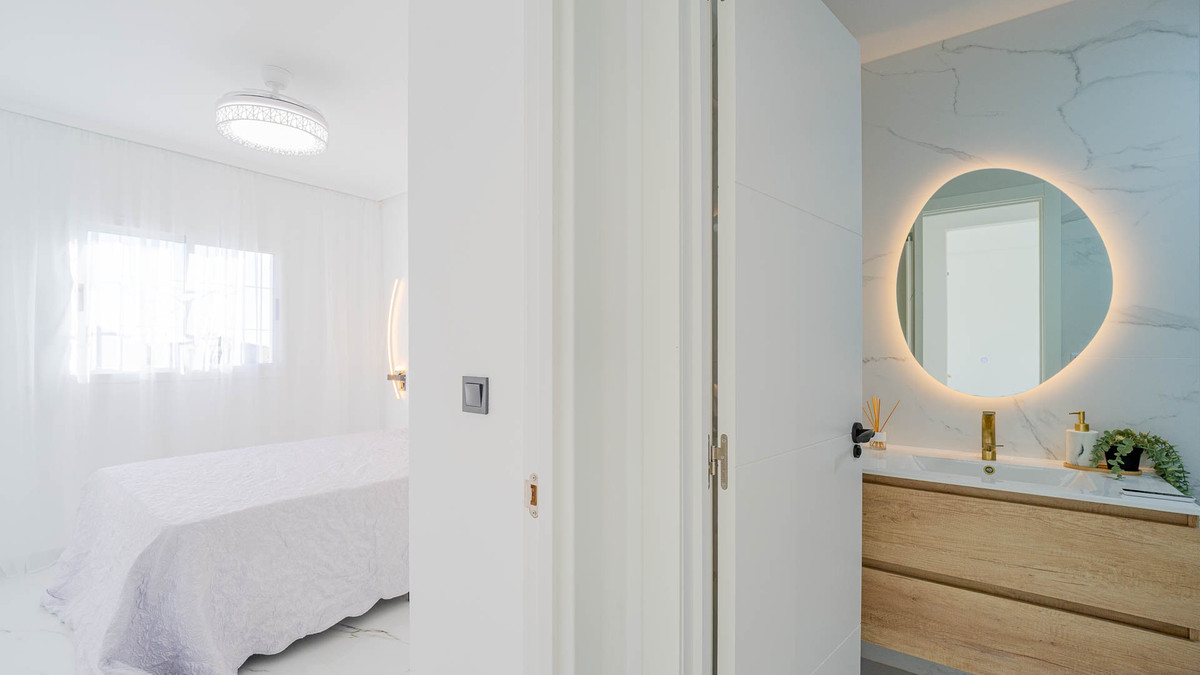 Se vende Apartamento Planta Media de 1 dormitorios en Costa Blanca, Alicante, España