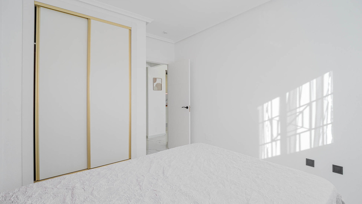 Se vende Apartamento Planta Media de 1 dormitorios en Costa Blanca, Alicante, España