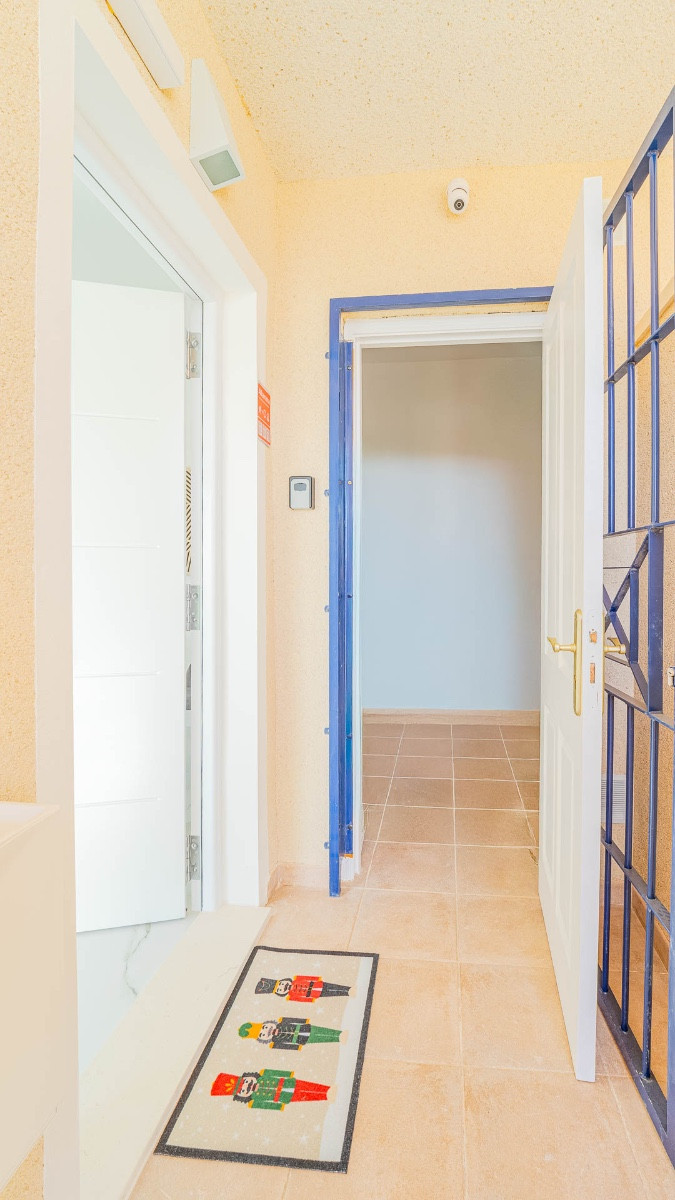Se vende Apartamento Planta Media de 1 dormitorios en Costa Blanca, Alicante, España
