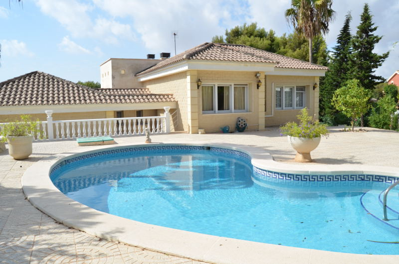 4 Bed Townhouse for sale in Dehesa De Campoamor Costa Blanca, Alicante, Spain