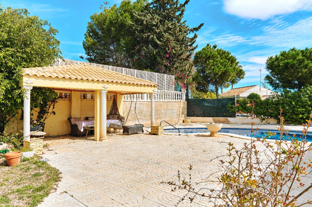 4 Bed Townhouse for sale in Dehesa De Campoamor Costa Blanca, Alicante, Spain
