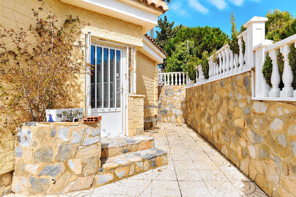 4 Bed Townhouse for sale in Dehesa De Campoamor Costa Blanca, Alicante, Spain