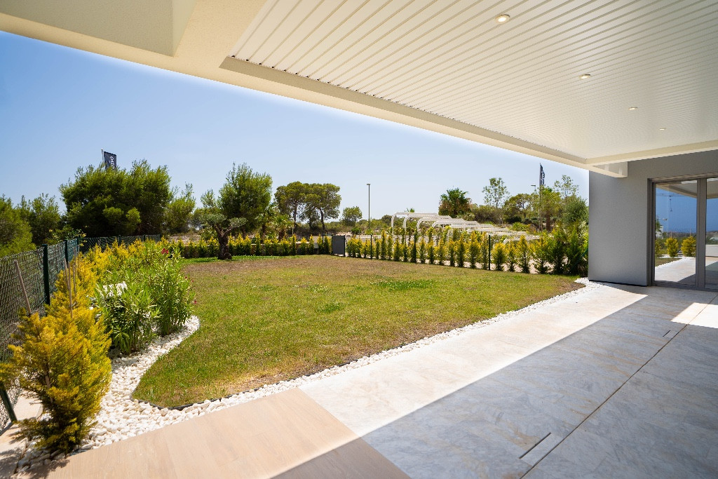 3 Bed Apartment for sale in Las Colinas Golf Costa Blanca, Alicante, Spain