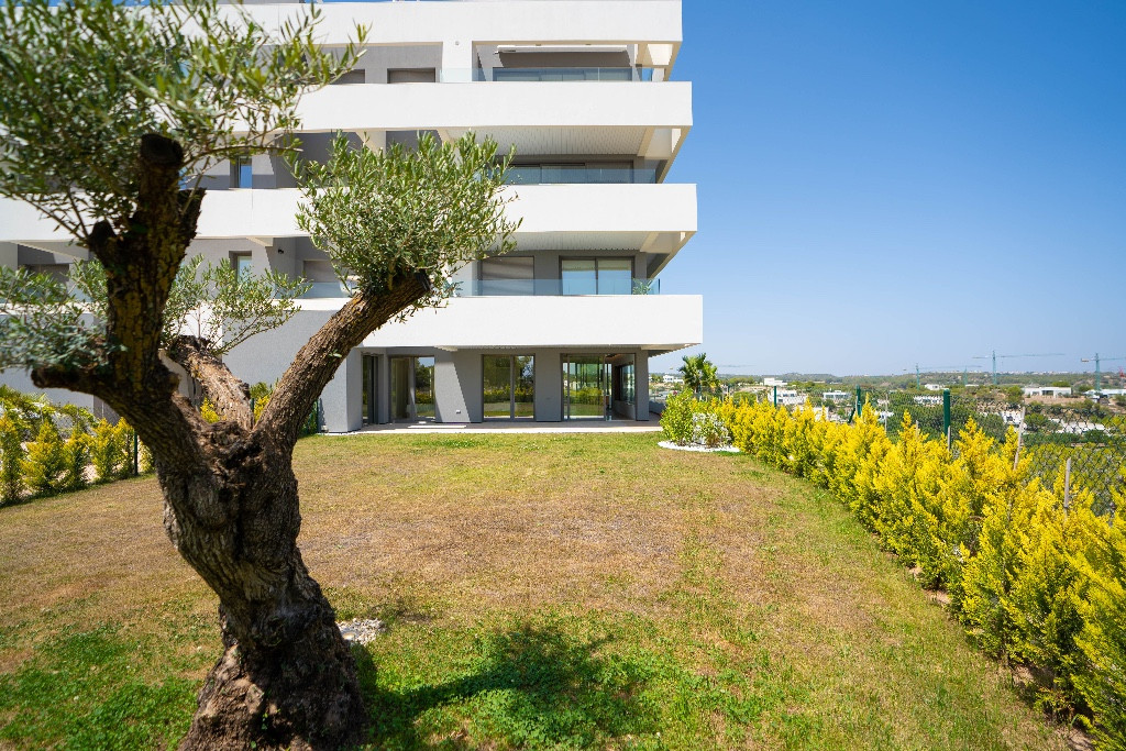 3 Bed Apartment for sale in Las Colinas Golf Costa Blanca, Alicante, Spain