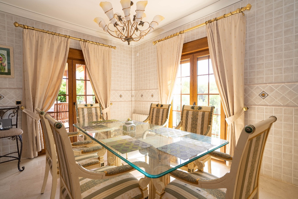 7 Bed Townhouse for sale in Campoamor Costa Blanca, Alicante, Spain