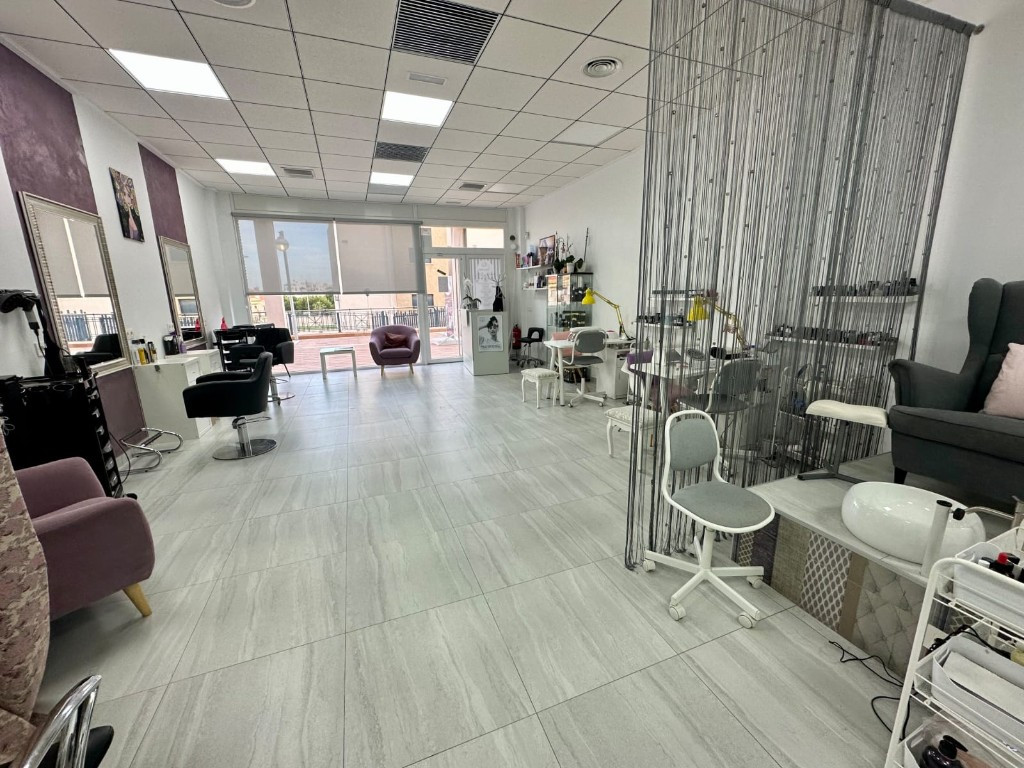 Commercial unit for sale in La Zenia Costa Blanca, Alicante, Spain