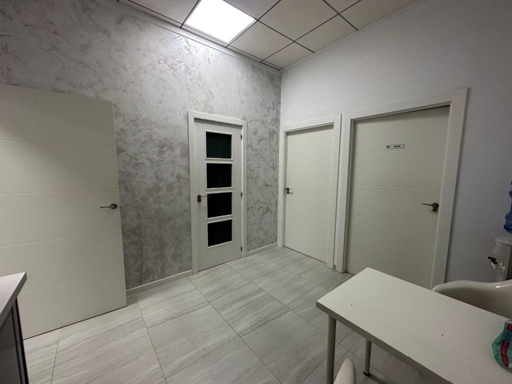 Commercial unit for sale in La Zenia Costa Blanca, Alicante, Spain
