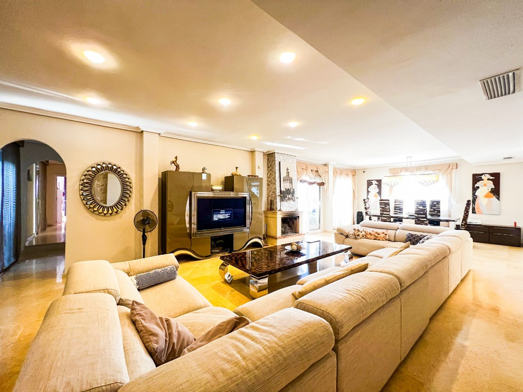 5 Bed Townhouse for sale in La Mata Costa Blanca, Alicante, Spain