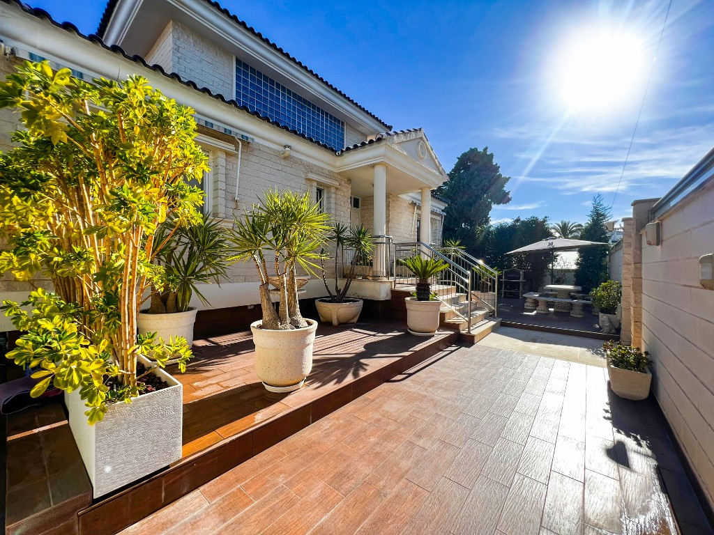 5 Bed Townhouse for sale in La Mata Costa Blanca, Alicante, Spain