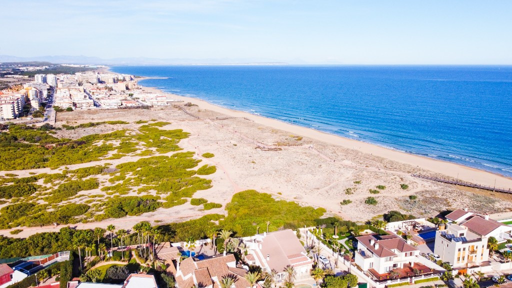 5 Bed Townhouse for sale in La Mata Costa Blanca, Alicante, Spain