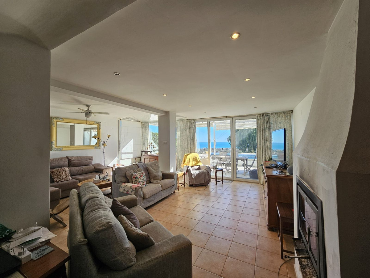 3 Bed Townhouse for sale in Manilva Costa Del Sol, Málaga, Spain