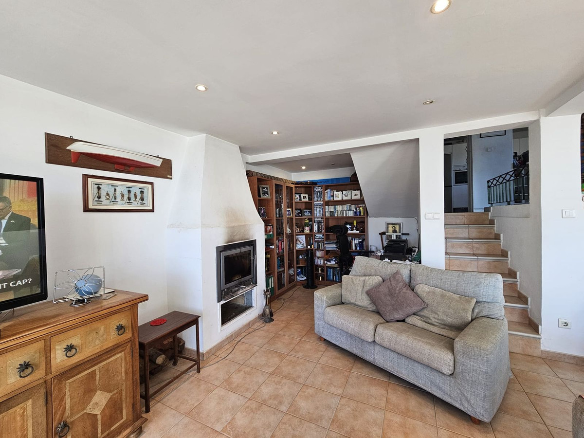 3 Bed Townhouse for sale in Manilva Costa Del Sol, Málaga, Spain