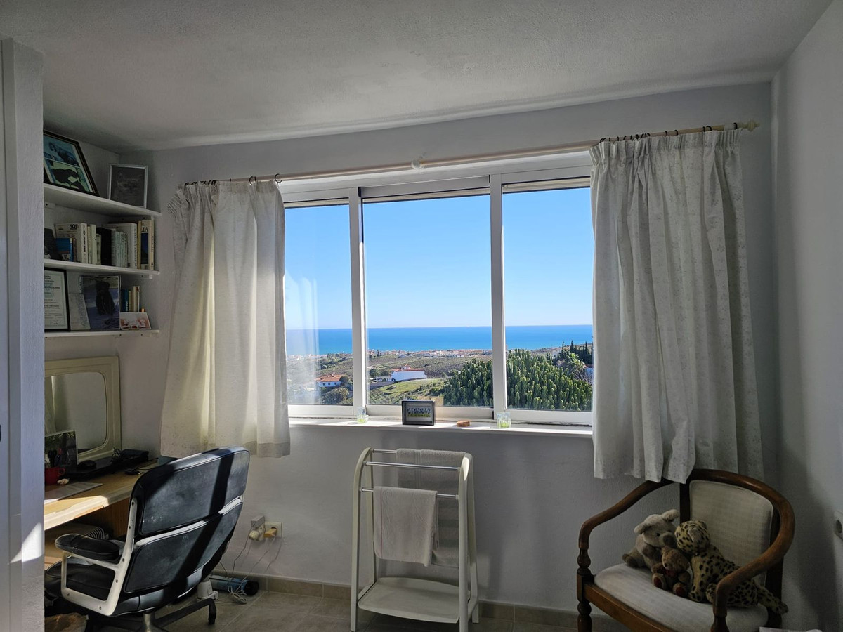 3 Bed Townhouse for sale in Manilva Costa Del Sol, Málaga, Spain