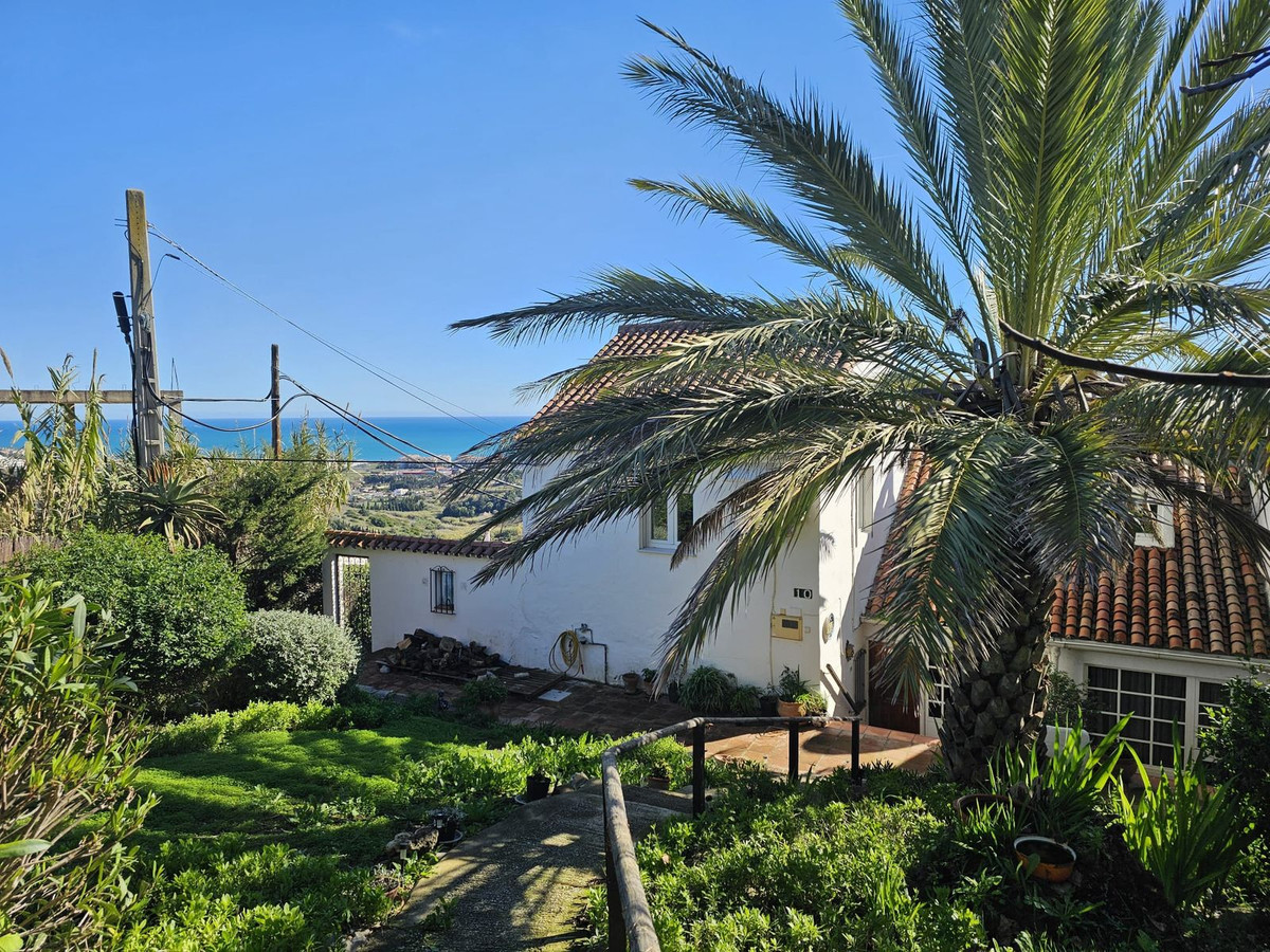 3 Bed Townhouse for sale in Manilva Costa Del Sol, Málaga, Spain