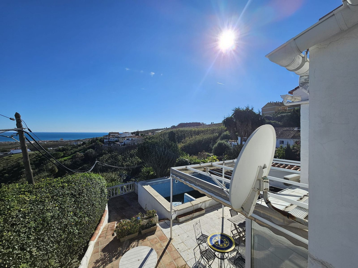 3 Bed Townhouse for sale in Manilva Costa Del Sol, Málaga, Spain