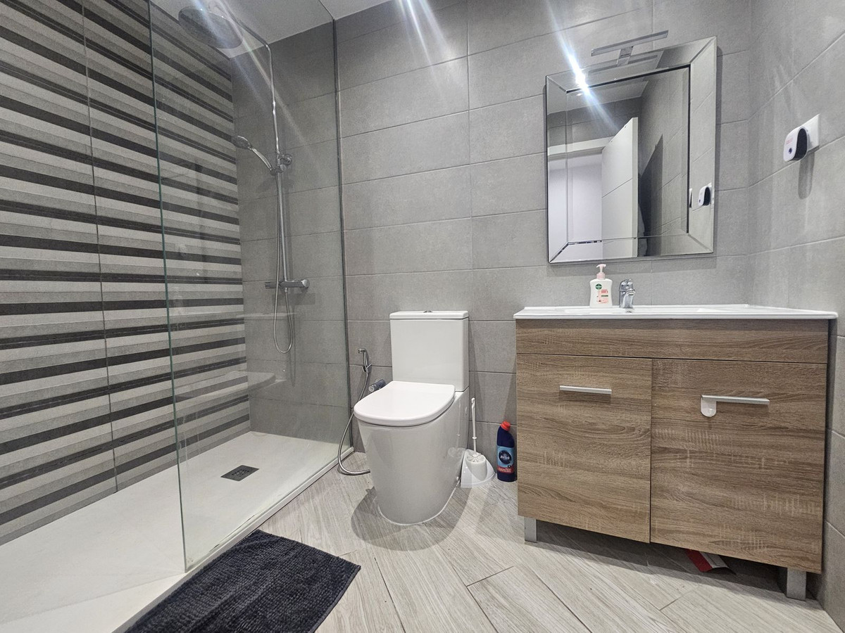Se vende Pareada de 4 dormitorios en Costa Del Sol, Málaga, España
