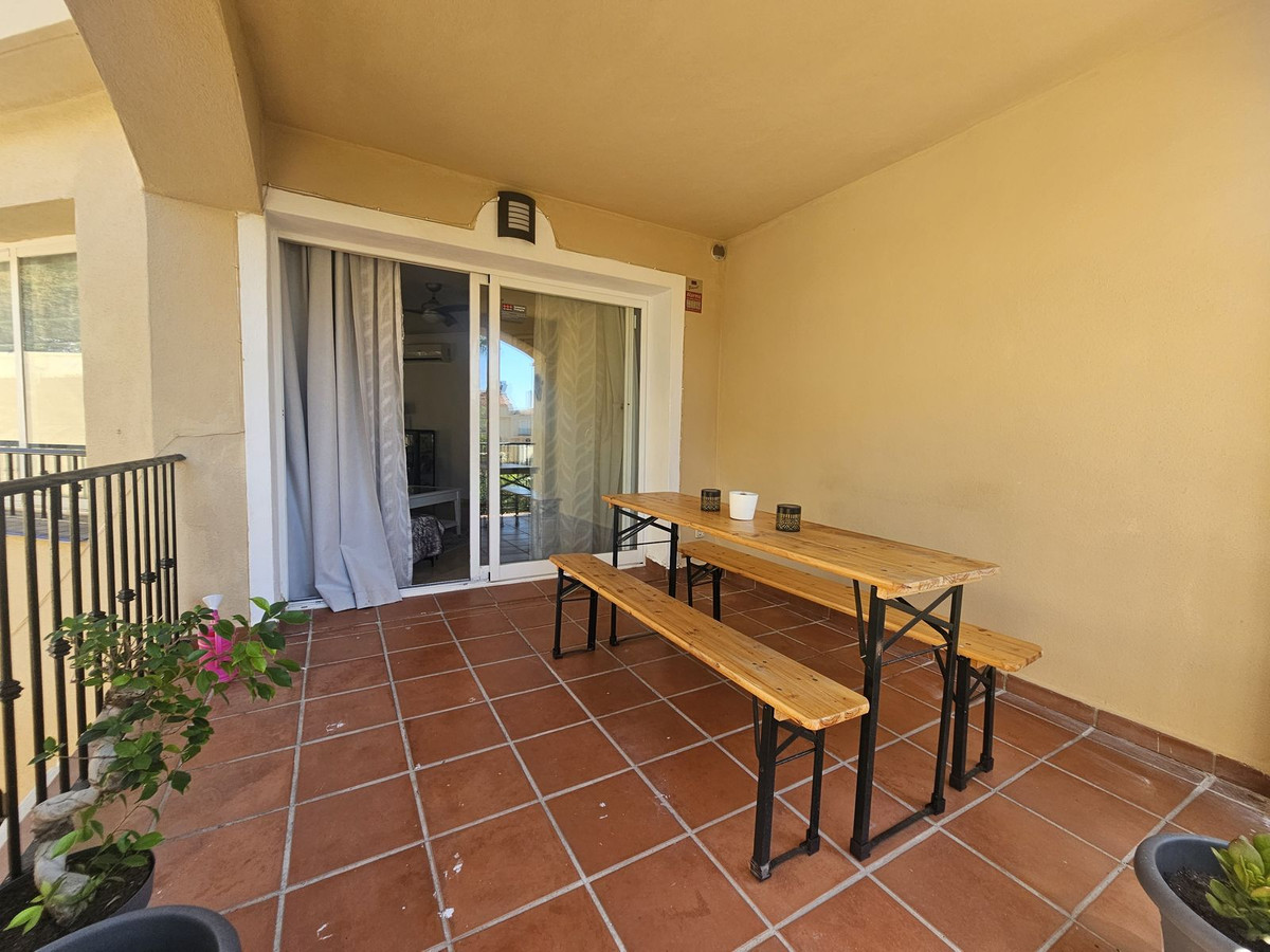 Se vende Pareada de 4 dormitorios en Costa Del Sol, Málaga, España