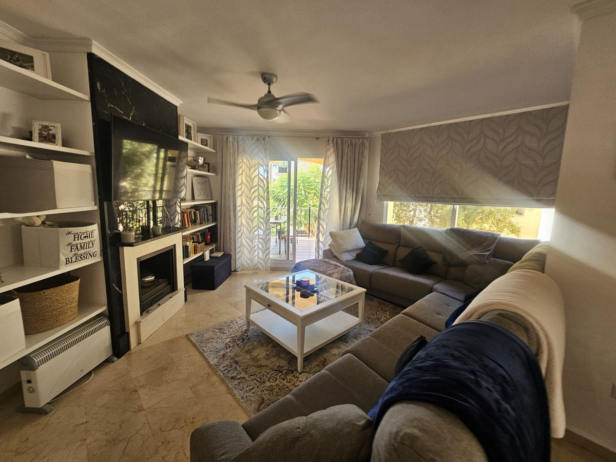 Se vende Pareada de 4 dormitorios en Costa Del Sol, Málaga, España