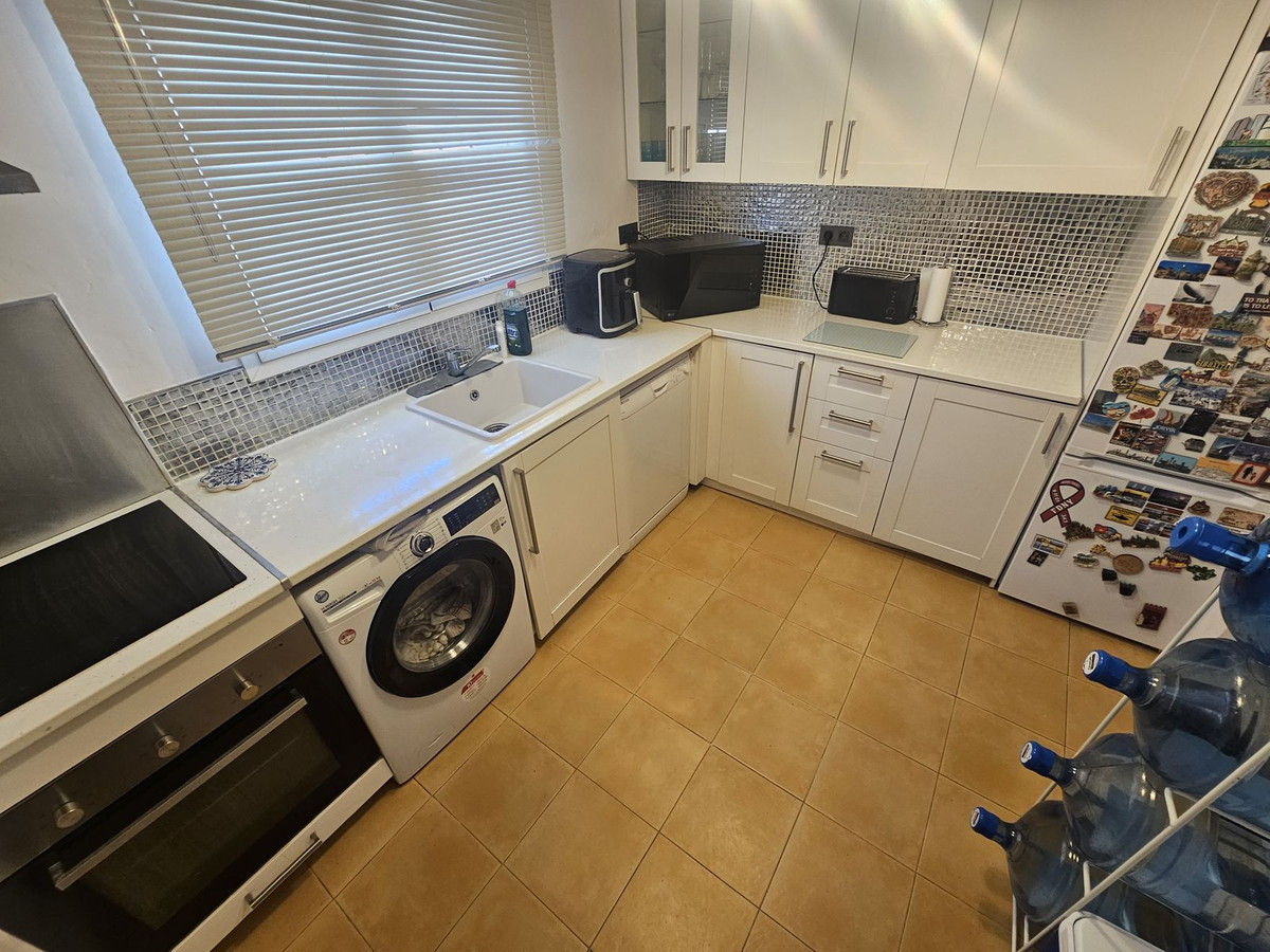 Se vende Pareada de 4 dormitorios en Costa Del Sol, Málaga, España