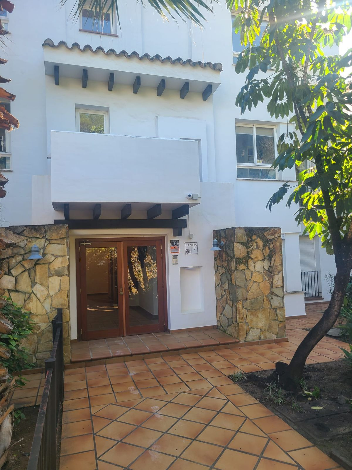 Se vende Apartamento Planta Media de 2 dormitorios en Costa Del Sol, Málaga, España