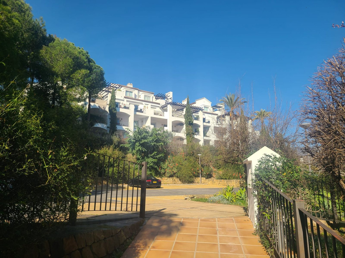 Se vende Apartamento Planta Media de 2 dormitorios en Costa Del Sol, Málaga, España