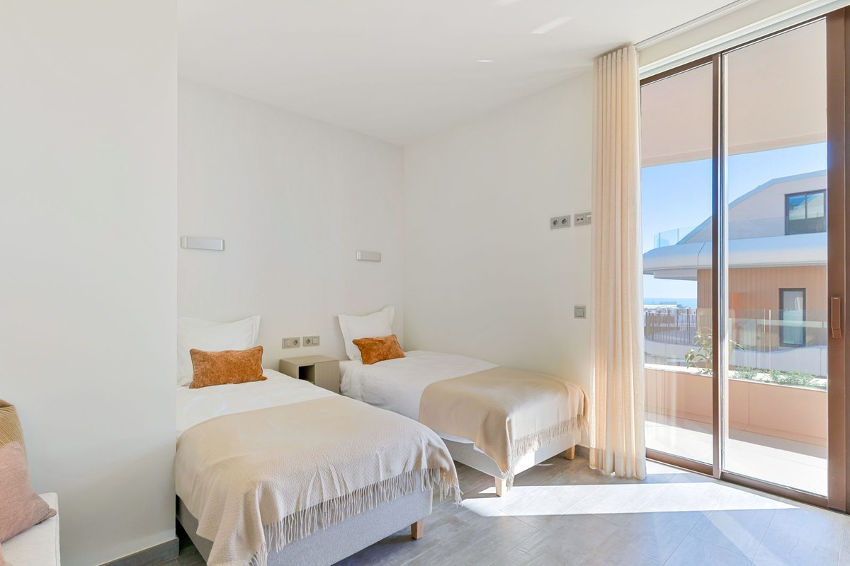 3 Bed Apartment for sale in Higueron Costa Del Sol, Málaga, Spain