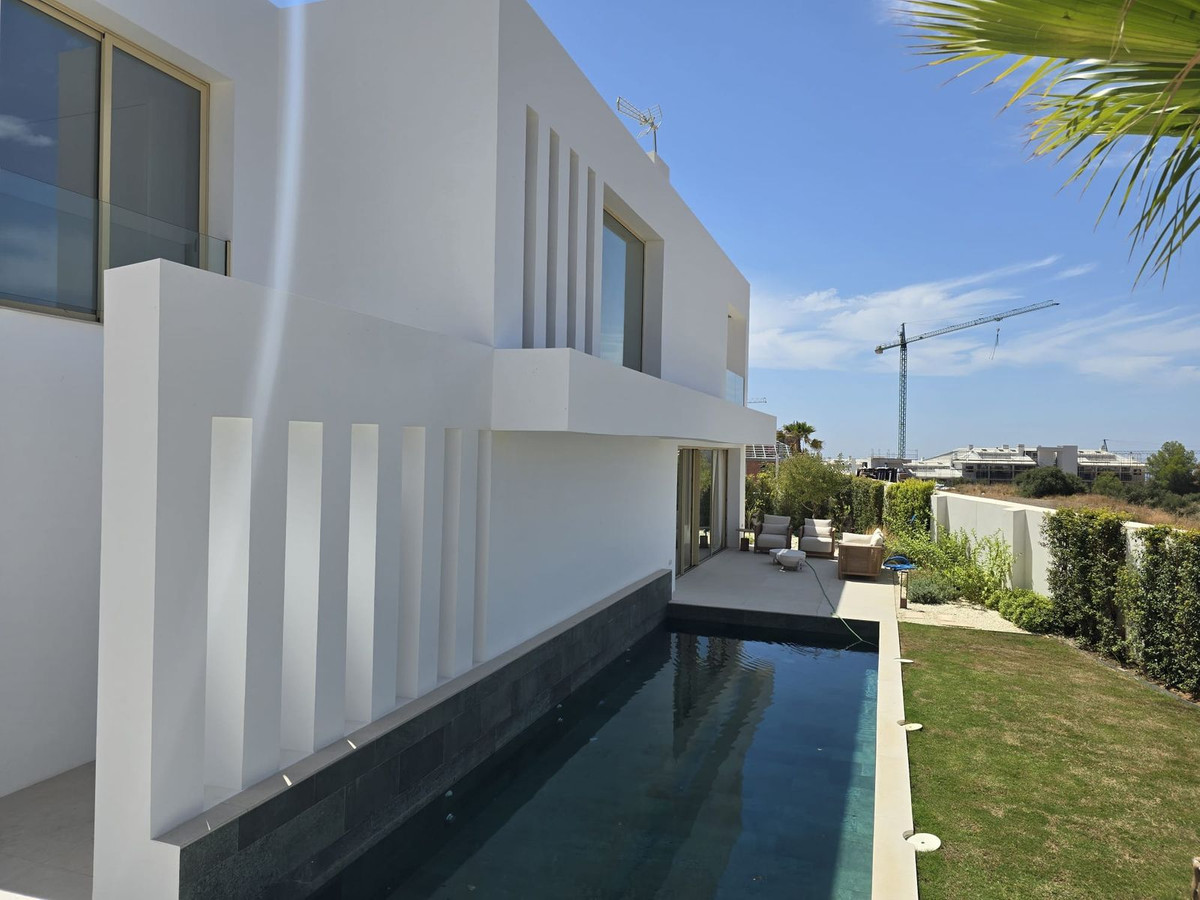 6 Bed Townhouse for sale in Málaga Costa Del Sol, Málaga, Spain