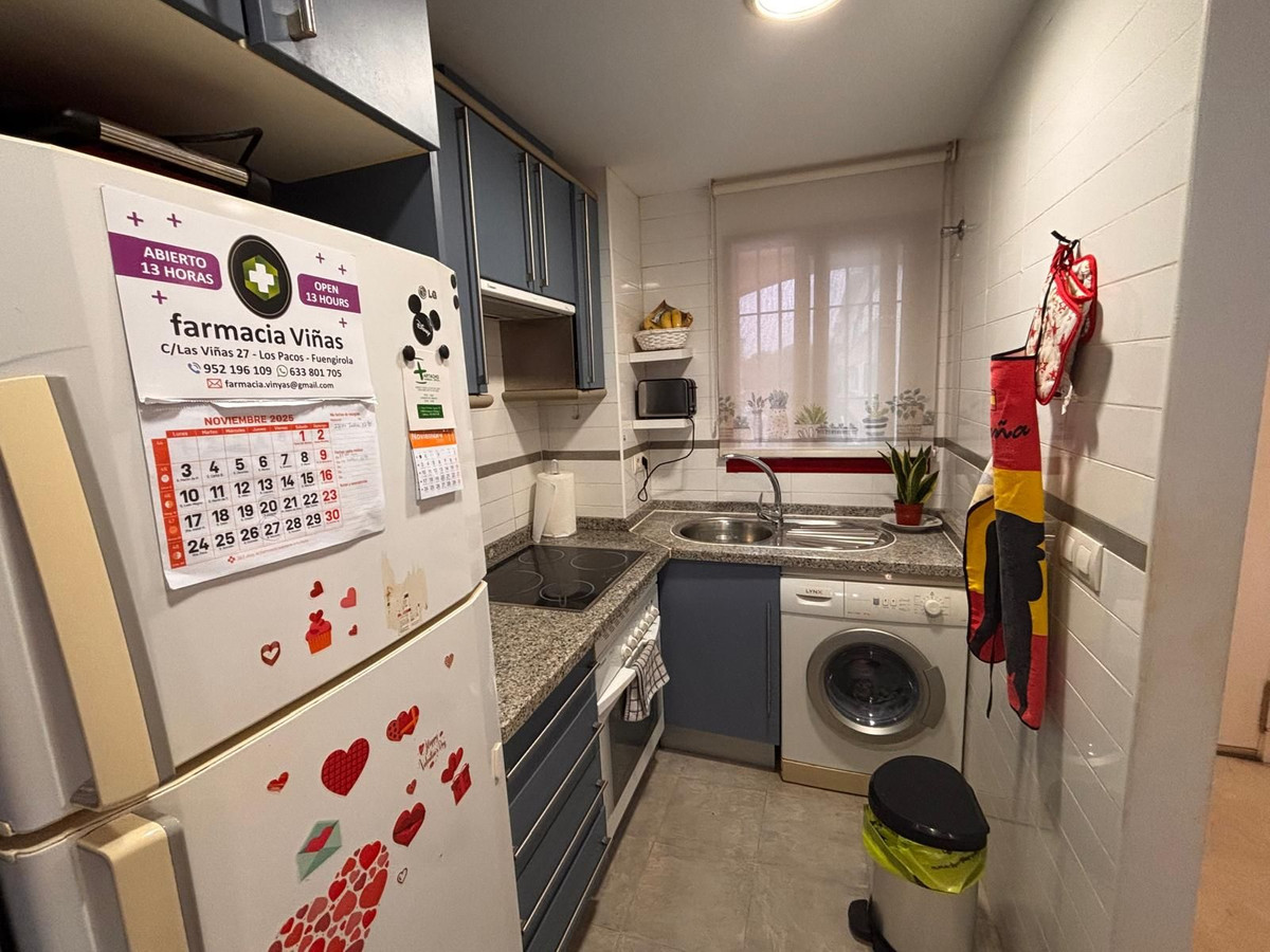 2 Bed Apartment for sale in Fuengirola Costa Del Sol, Málaga, Spain