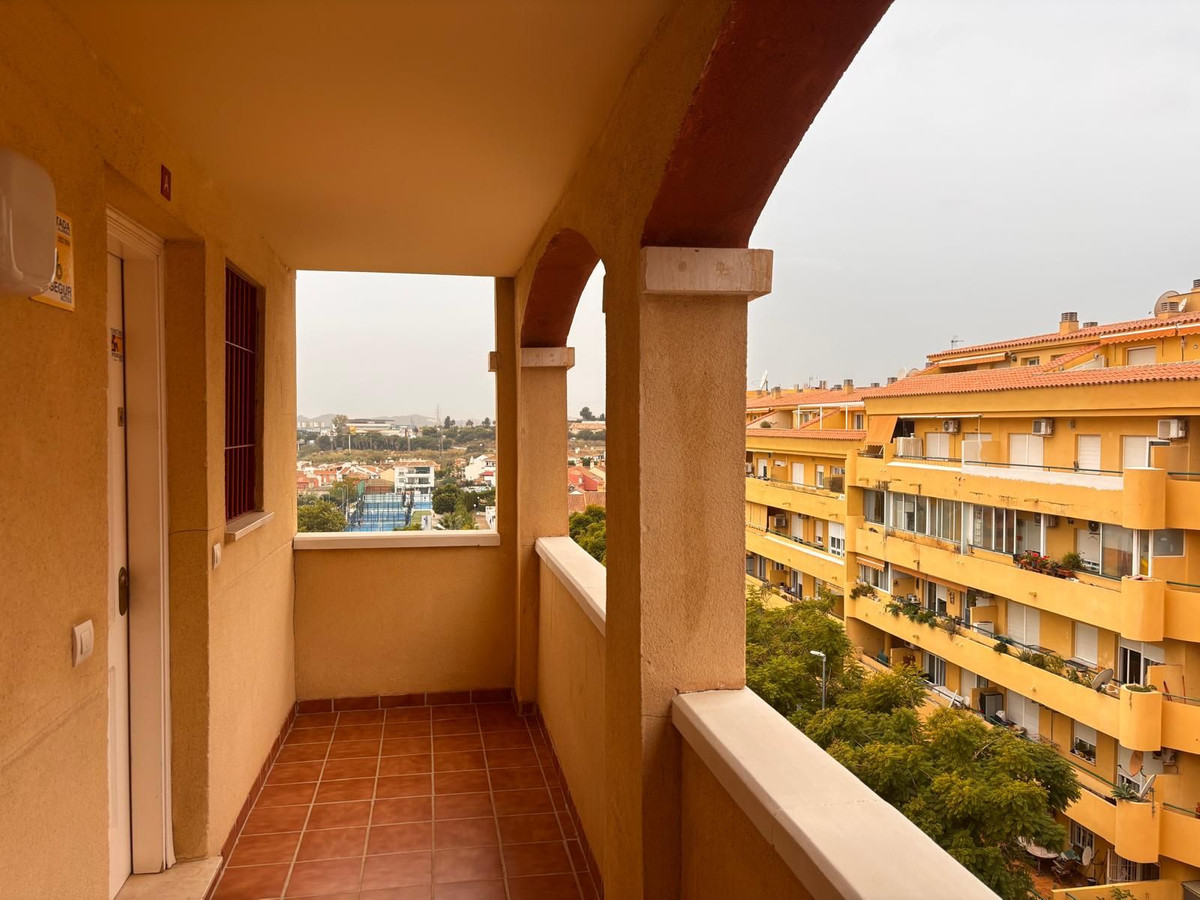 2 Bed Apartment for sale in Fuengirola Costa Del Sol, Málaga, Spain