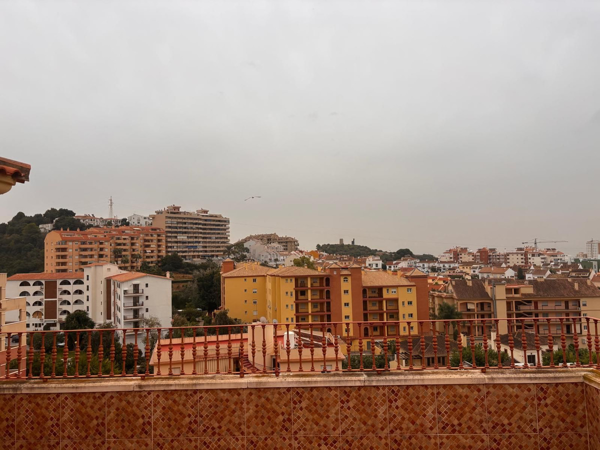 2 Bed Apartment for sale in Fuengirola Costa Del Sol, Málaga, Spain