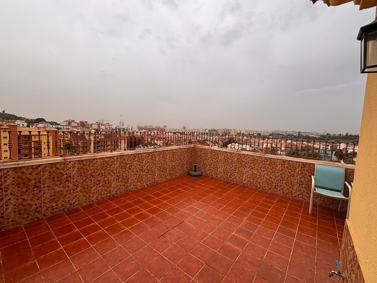 2 Bed Apartment for sale in Fuengirola Costa Del Sol, Málaga, Spain
