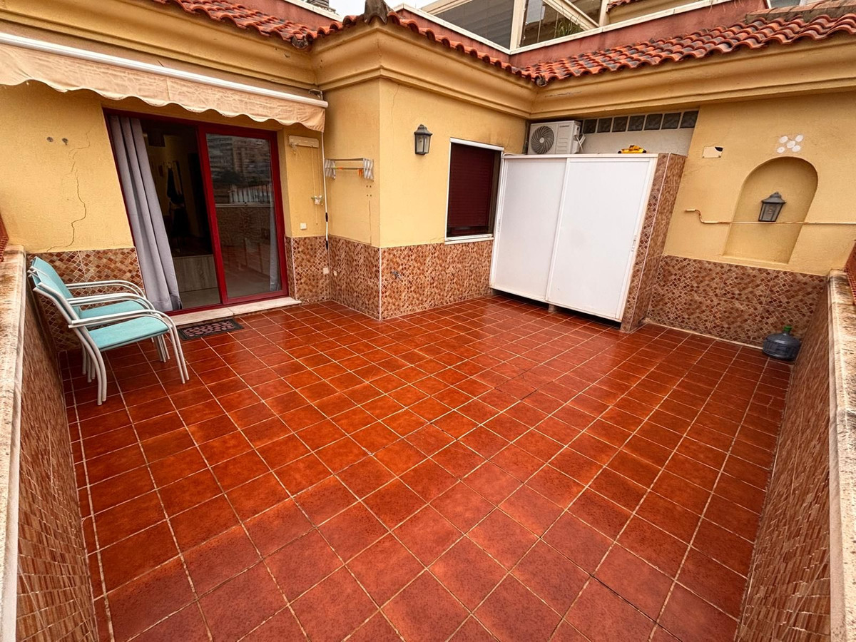 2 Bed Apartment for sale in Fuengirola Costa Del Sol, Málaga, Spain