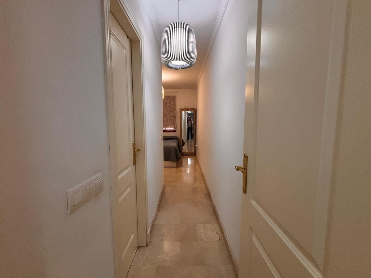 2 Bed Apartment for sale in Fuengirola Costa Del Sol, Málaga, Spain