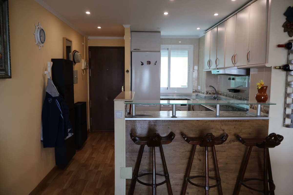 2 Bed Apartment for sale in Benalmadena Costa Costa Del Sol, Málaga, Spain