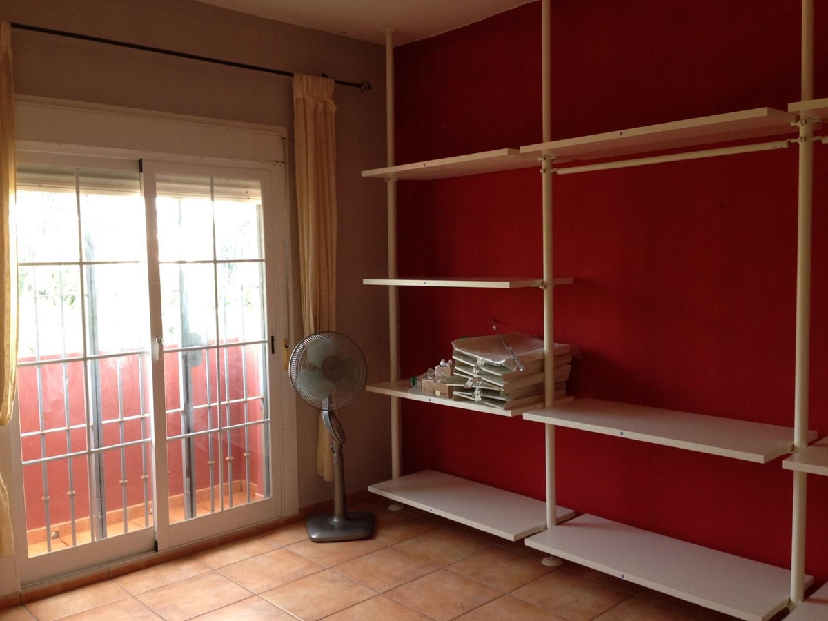 Se vende Villa - Chalet de 5 dormitorios en Costa Del Sol, Málaga, España