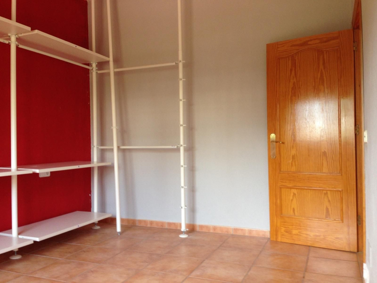 Se vende Villa - Chalet de 5 dormitorios en Costa Del Sol, Málaga, España