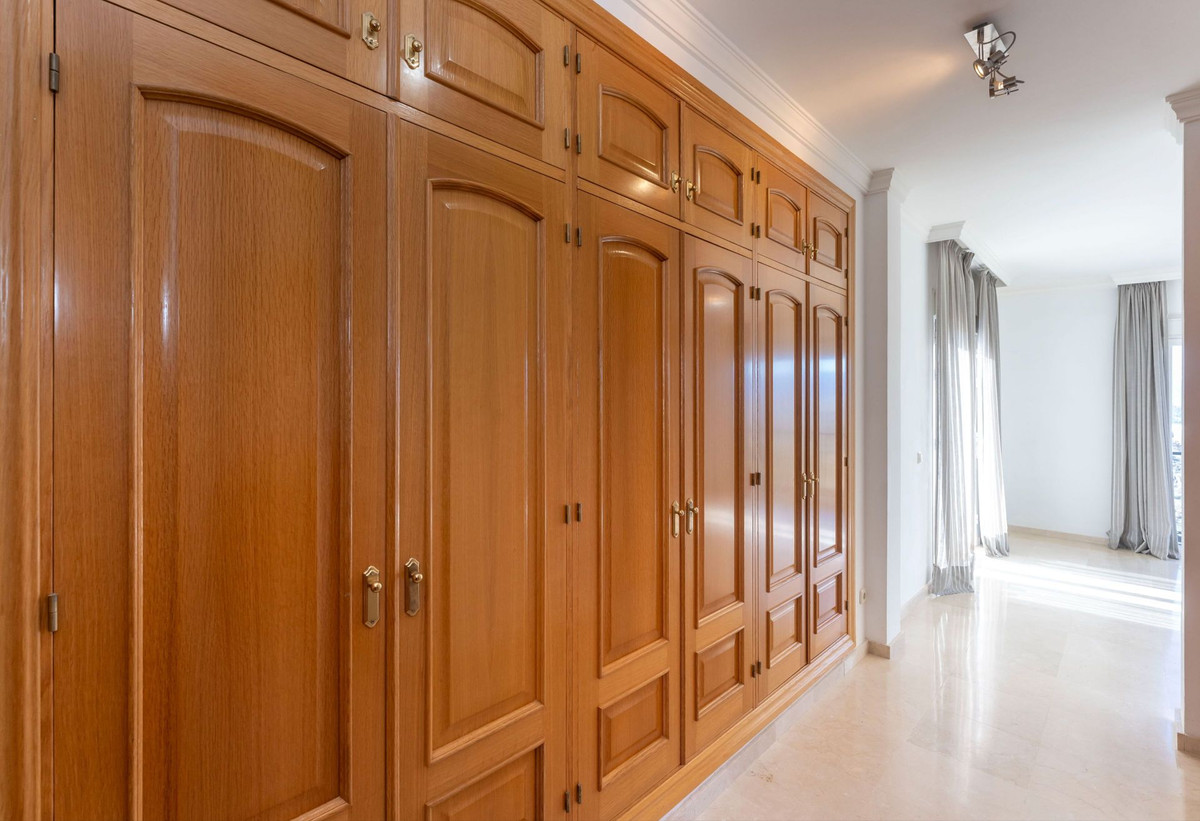 Se vende Villa - Chalet de 4 dormitorios en Costa Del Sol, Málaga, España