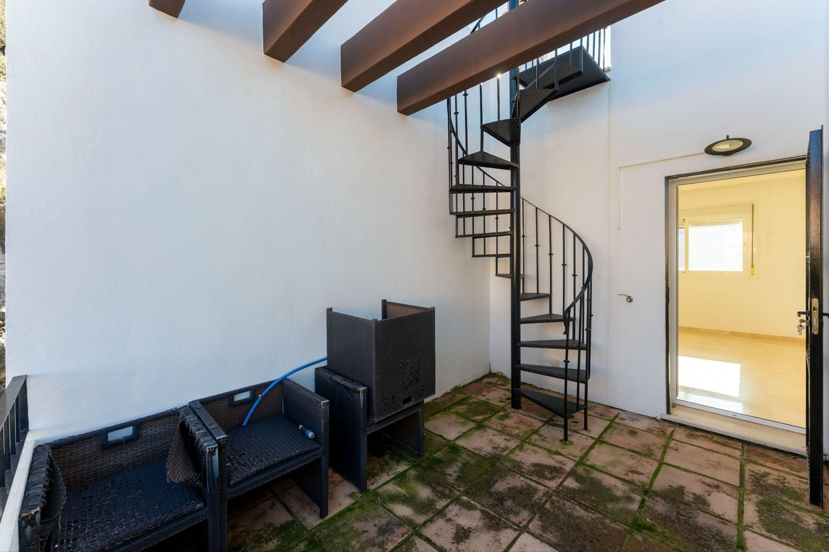 Se vende Villa - Chalet de 4 dormitorios en Costa Del Sol, Málaga, España
