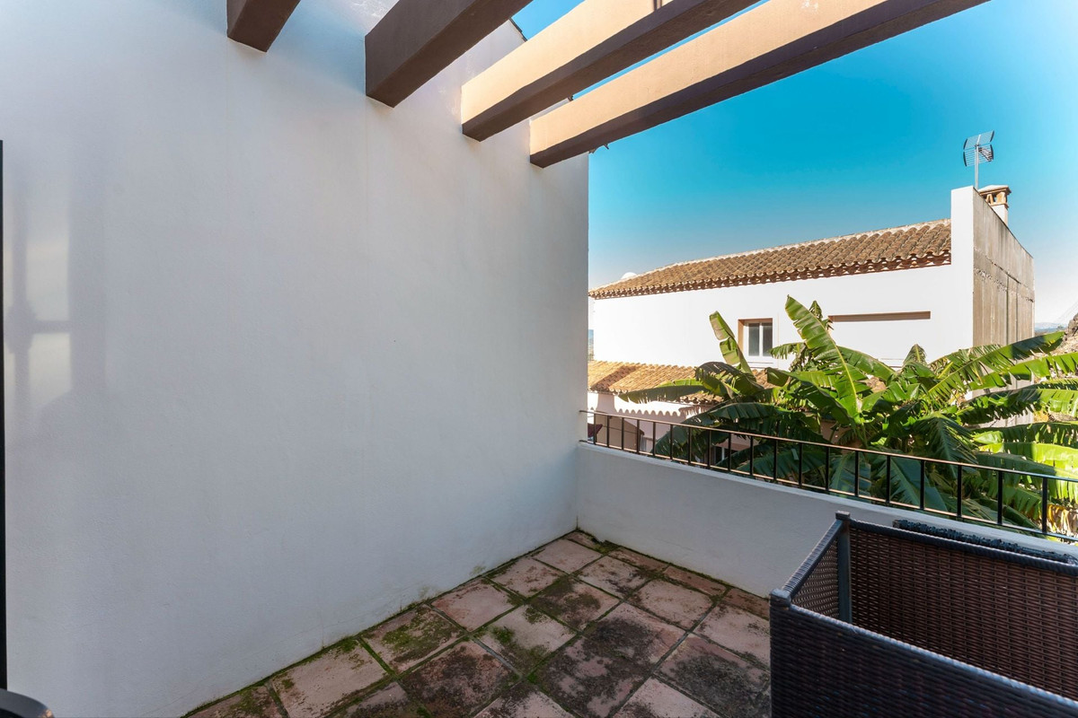 Se vende Villa - Chalet de 4 dormitorios en Costa Del Sol, Málaga, España