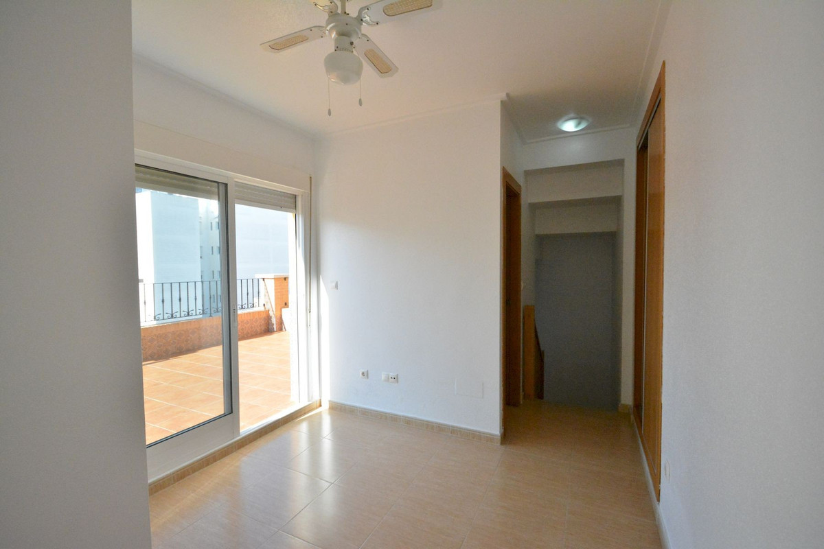 3 Bed Apartment for sale in Guardamar Del Segura Costa Blanca, Alicante, Spain